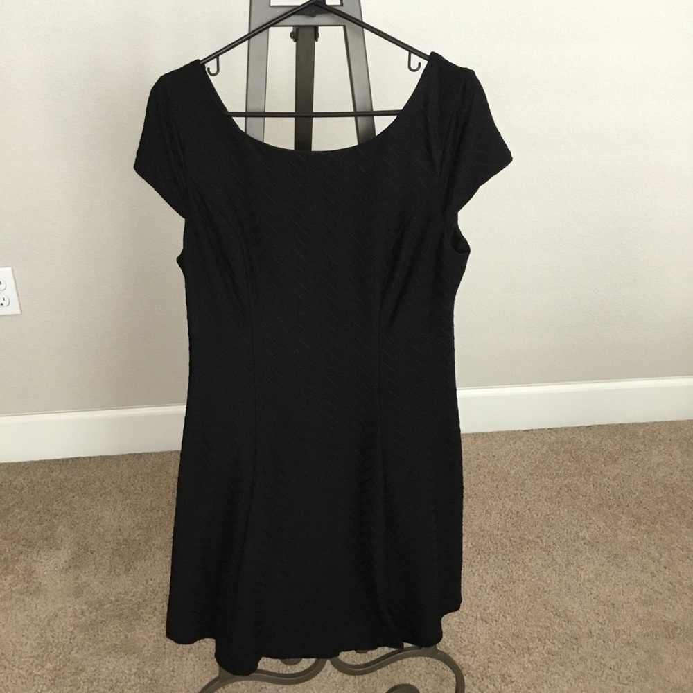 Bisou Bisou LBD